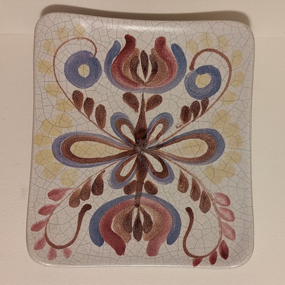 Vintage Folk Art Motif Handpainted Arabia Decorative Wall Plate Made in Finland